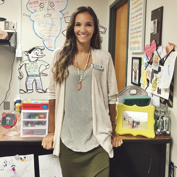 Meet your Posher, Paola - Picture 2 of 3