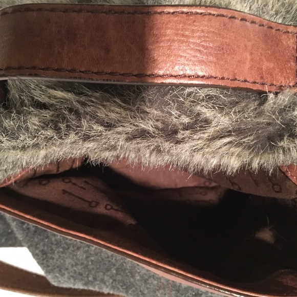 🎉HOST PICK!🎉 Fossil Maddox Crossbody  Bag Purse - Picture 4 of 4