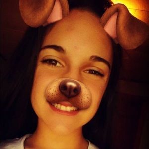 Meet your Posher, Joell