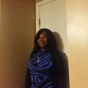 Meet your Posher, Nadra