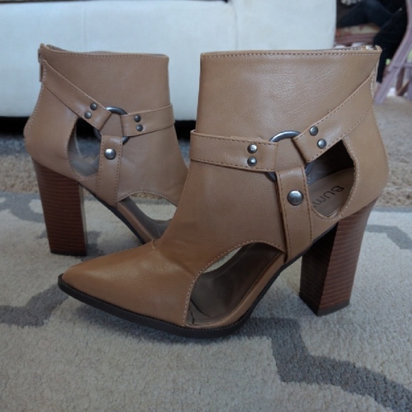 Tan cut out ankle booties