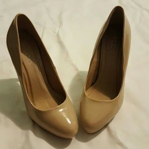 CYBER MONDAY SALE!! Nude pumps