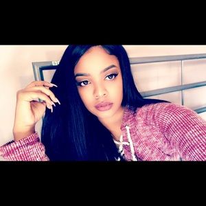 Meet your Posher, Tayler