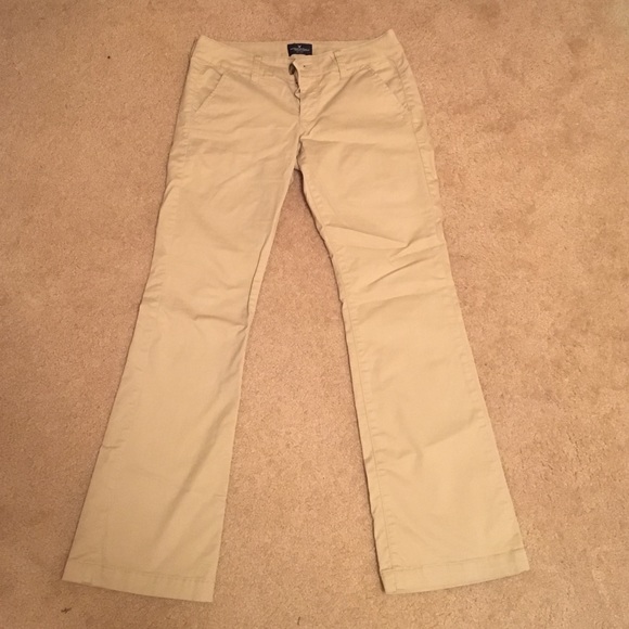 American Eagle Kick Boot Khaki Size 4