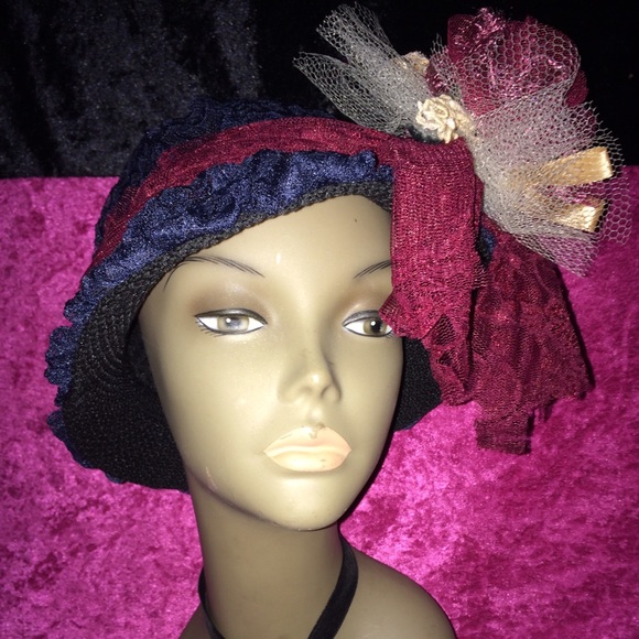 Hand Crafted Fancy Style Round Hat