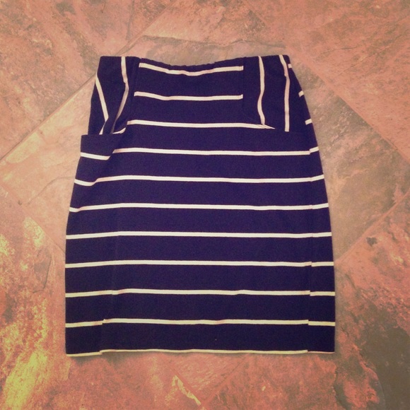 Navy blue striped pencil skirt with pockets - Picture 1 of 2