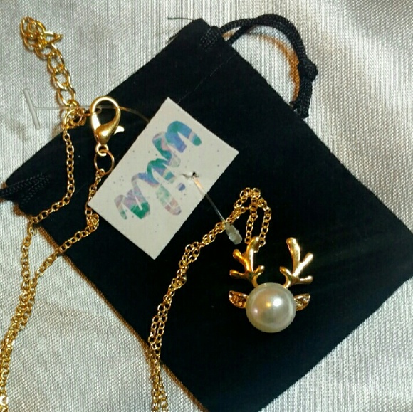 🎉Holiday HP! 🎉 Gold Reindeer Necklace