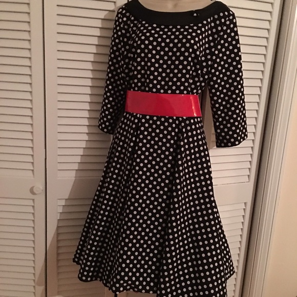 Pinup-Style Dress with detached Crinoline