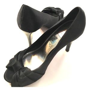 White House | Black Market high heels