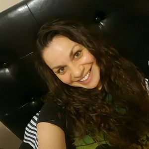 Meet your Posher, Acee