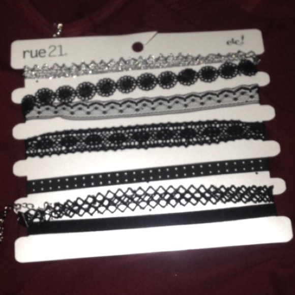 7 Brand new rue 21 chokers