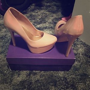 Jessica Simpson Nude Heels