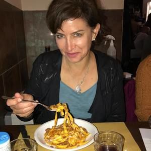 Meet your Posher, Sara