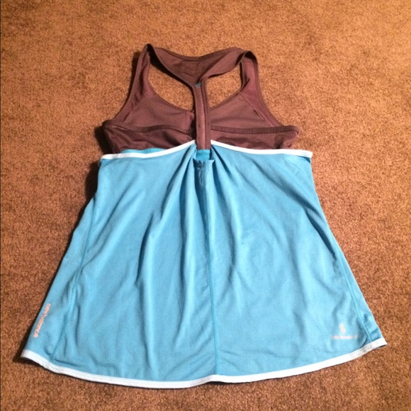 New Balance workout tank perfect condition - Picture 2 of 2