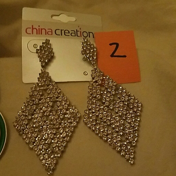 China Creations Earrings (read description) - Picture 4 of 4