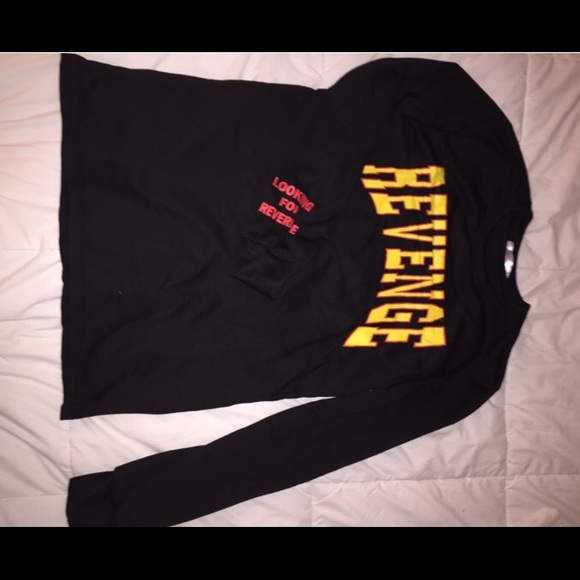 Drake Revenge tour sweater
