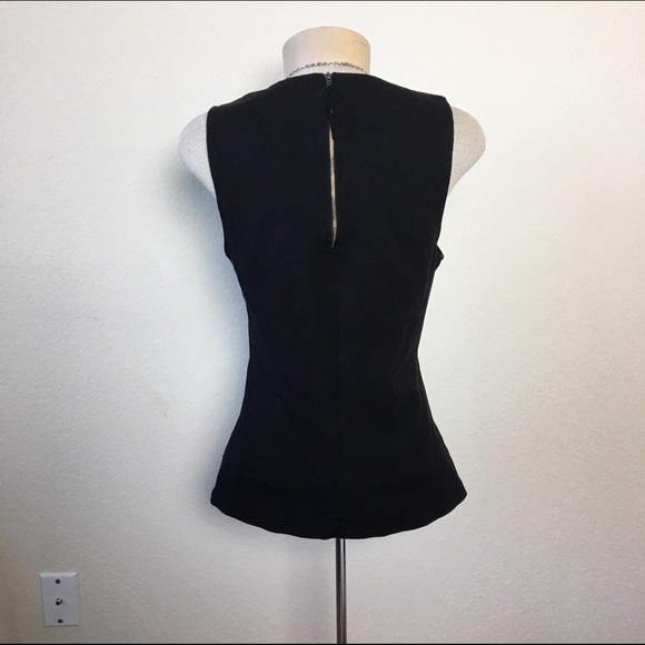 J. Crew sleeveless Top 😍 - Picture 2 of 3