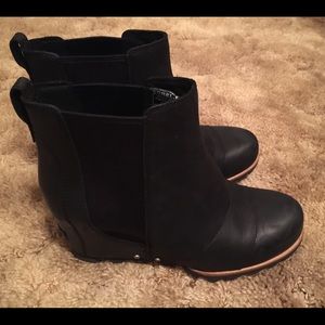 Sorel wedge boots
