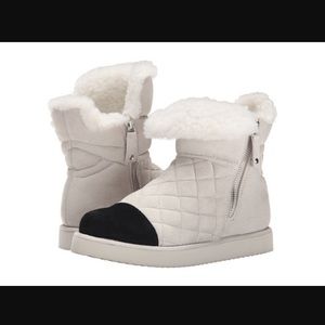 NIB Madden Girl Downwind Boots