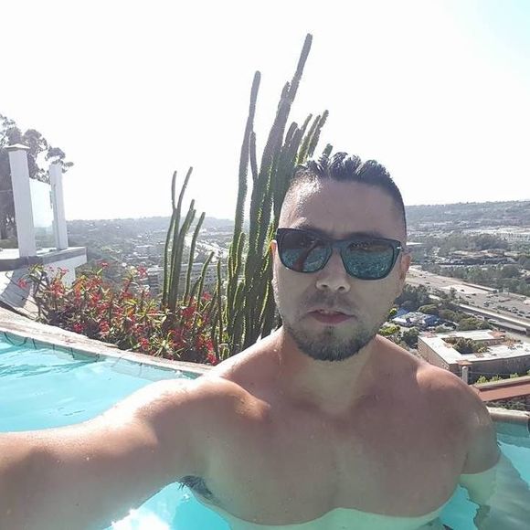 Meet your Posher, Luis