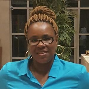 Meet your Posher, Stacy