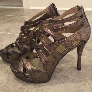 Gold/Black 4 1/2" platform High Heels