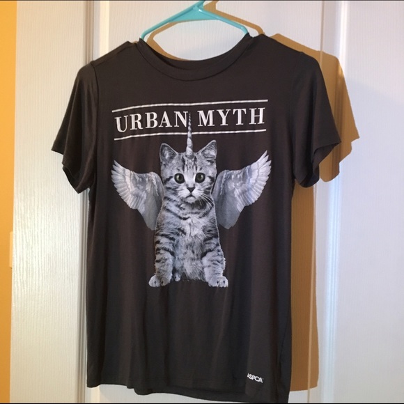 Cat Tee (NWOT)