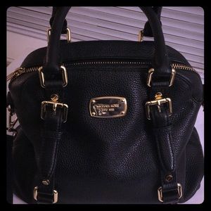 ✨Final $drop! Guar Auth Michael Kors Leather Bag✨