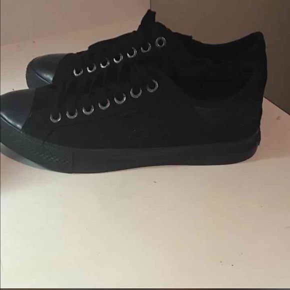 Levi's shoes