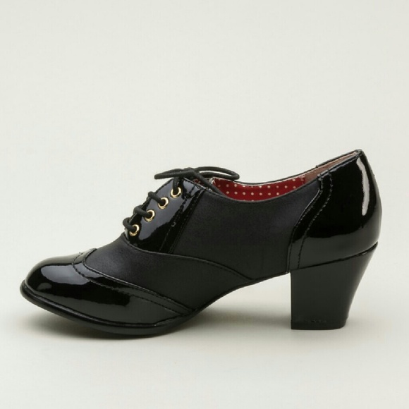 B.A.I.T. Randi Oxfords