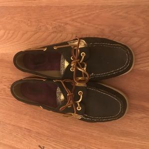 Sperry boat shoes
