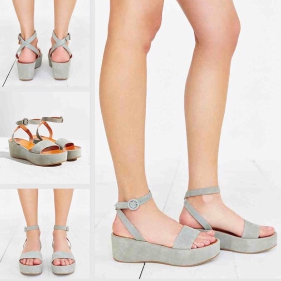 🚫SOLD🚫Urban Outfitters Grey Platforms