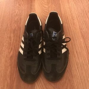 Adidas Sambas