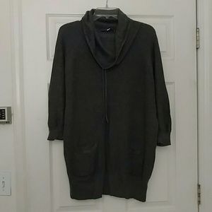 Dark Gray 3/4 Sleeve Sweater