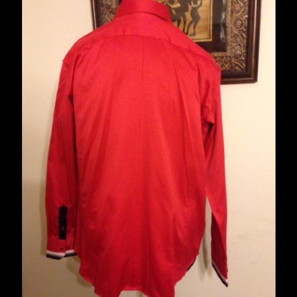 Men's Shirt - Picture 3 of 4