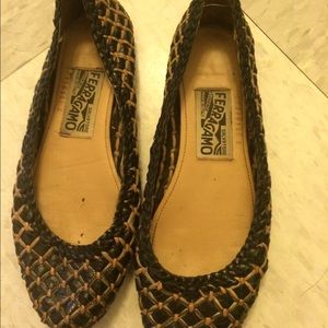 Ferragamo ballerina flats