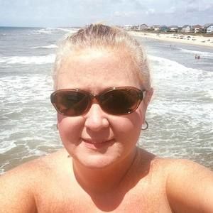 Meet your Posher, Celeste