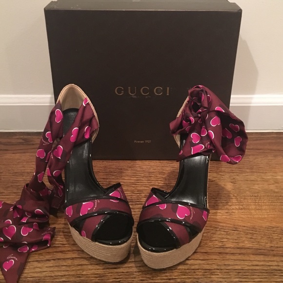 Gucci wedges