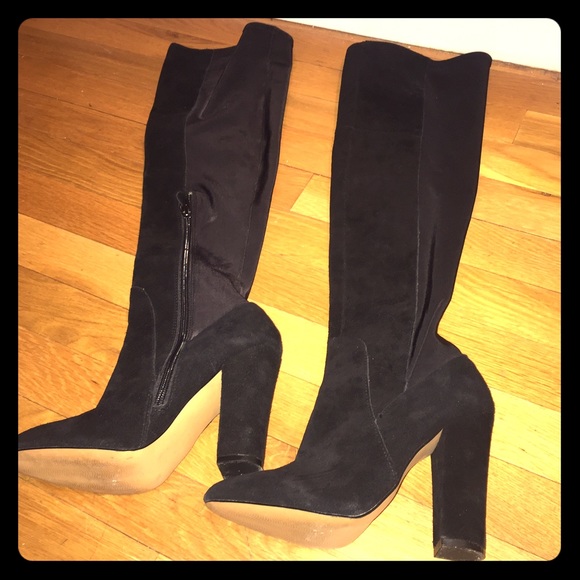 AUTHENTIC Betsey Johnson over the knee boots