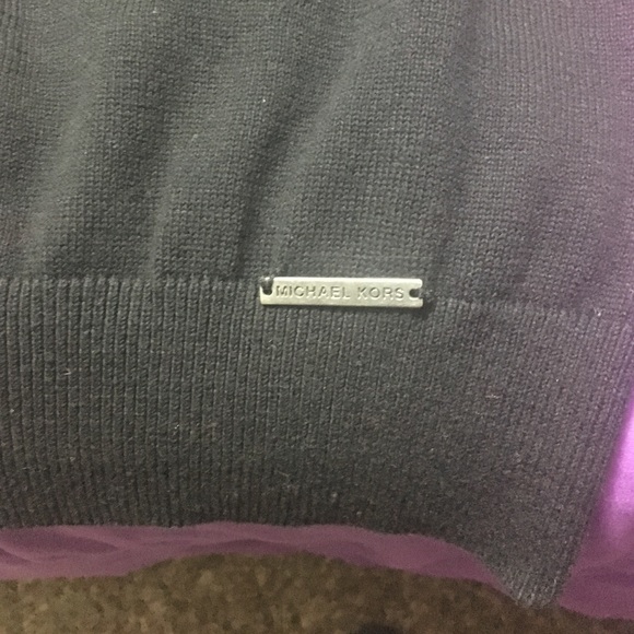 Michael Kors sweater - Picture 2 of 3