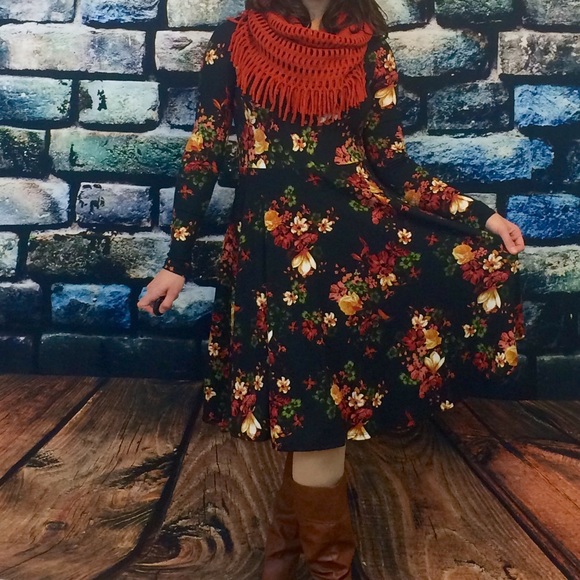 Black Floral Fit and Flare Dress - Picture 2 of 4