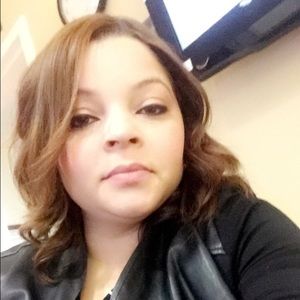 Meet your Posher, Yazmin