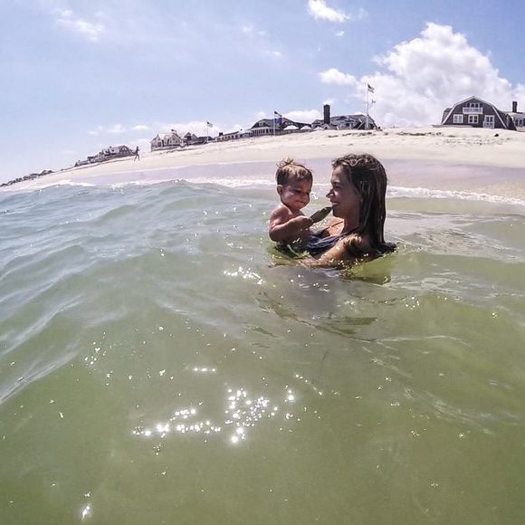 Meet your Posher, Lori - Picture 1 of 1