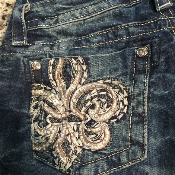 Miss Me size 28 jeans