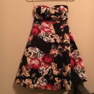 Strapless dress, never worn