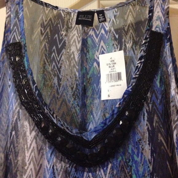 Blu Saks Fifth Ave blouse no Trades - Picture 2 of 2