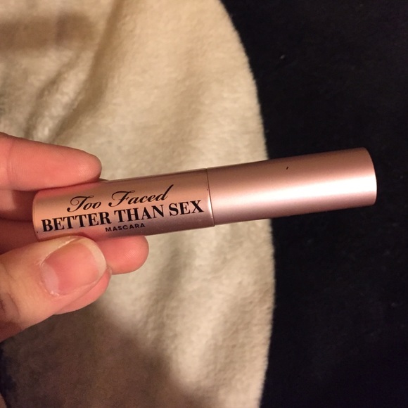 Too faced Limited edition Purple better than sex