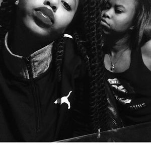 Meet your Posher, Nay