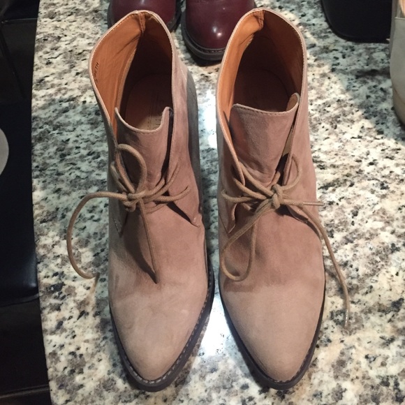 Nude ankle boots size 8