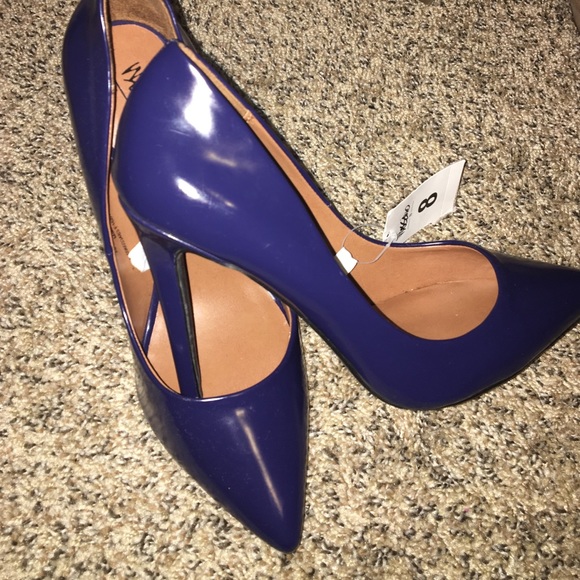 NEW blue heels 👠